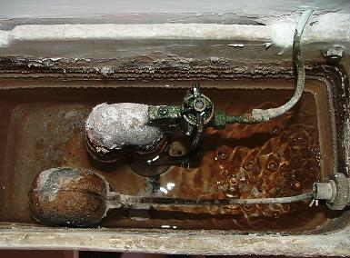 Gruppo di scarico del WC