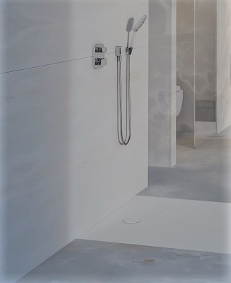 Piatto doccia a filo pavimento