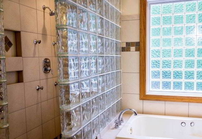 Idraulico Pavona: pronto intervento per la perdita dalla doccia.